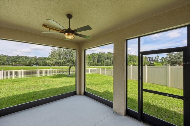 10702 PLEASANT KNOLL DRIVE, Tampa, FL 33647