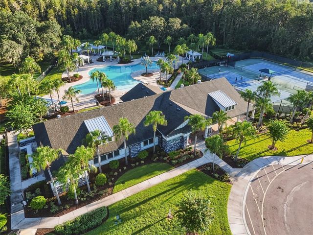 10702 PLEASANT KNOLL DRIVE, Tampa, FL 33647