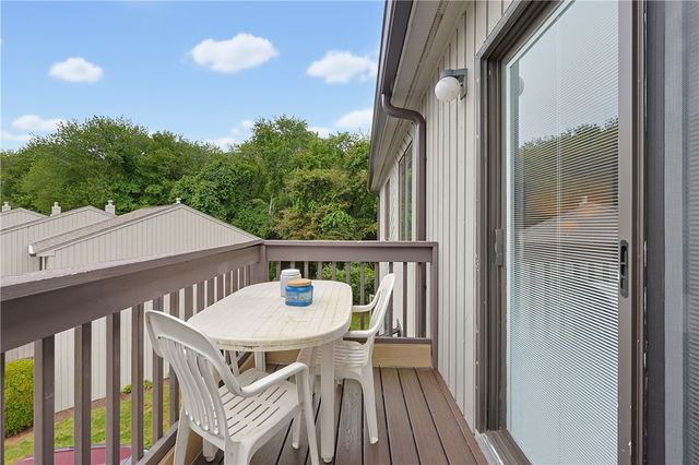 35 Kristee Circle Circle 35, West Warwick, RI 02893