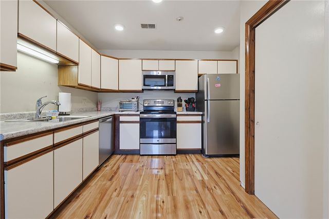 35 Kristee Circle Circle 35, West Warwick, RI 02893
