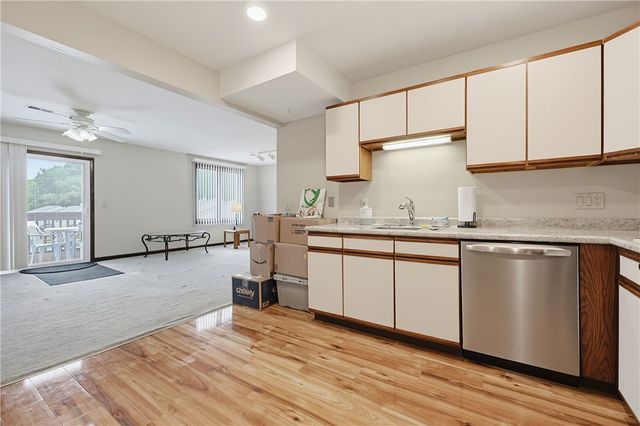 35 Kristee Circle Circle 35, West Warwick, RI 02893