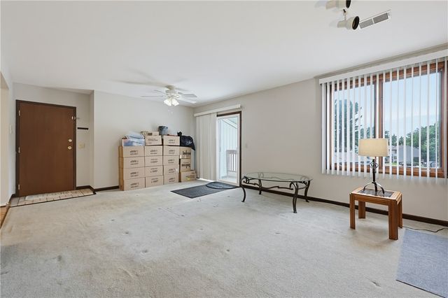 35 Kristee Circle Circle 35, West Warwick, RI 02893