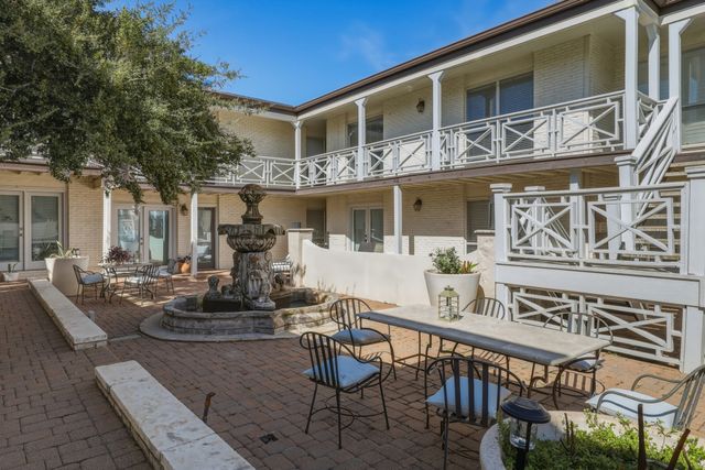 5925 E University Boulevard 234, Dallas, TX 75206