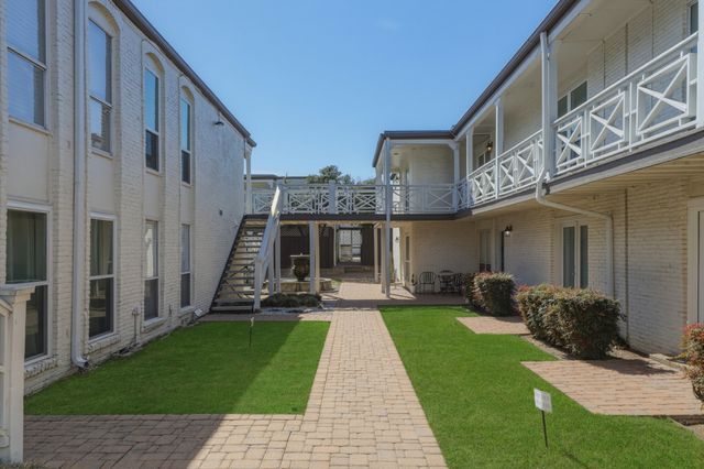 5925 E University Boulevard 234, Dallas, TX 75206