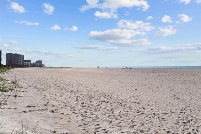 1200 GULF BOULEVARD 206, Clearwater Beach, FL 33767