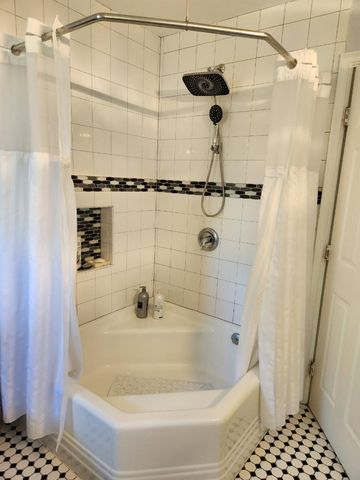 568 Admiral Callaghan Lane, Vallejo, CA 94591