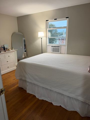 1 Kilby 36, Woburn, MA 01801