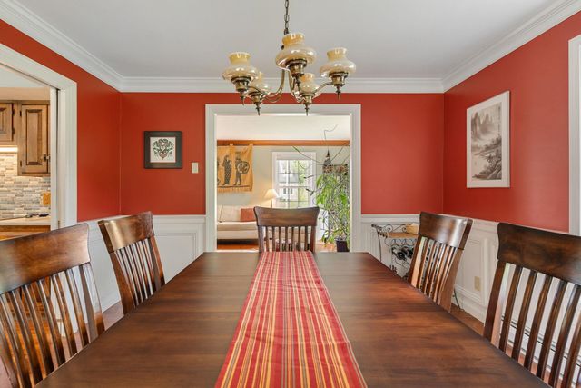 17 Brook Drive, Burlington, VT 05408