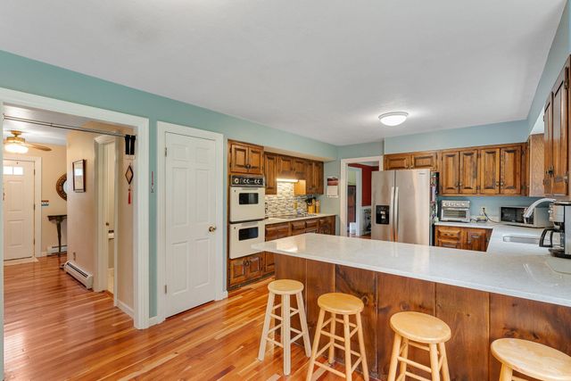 17 Brook Drive, Burlington, VT 05408