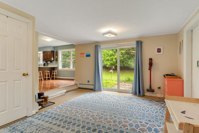 17 Brook Drive, Burlington, VT 05408
