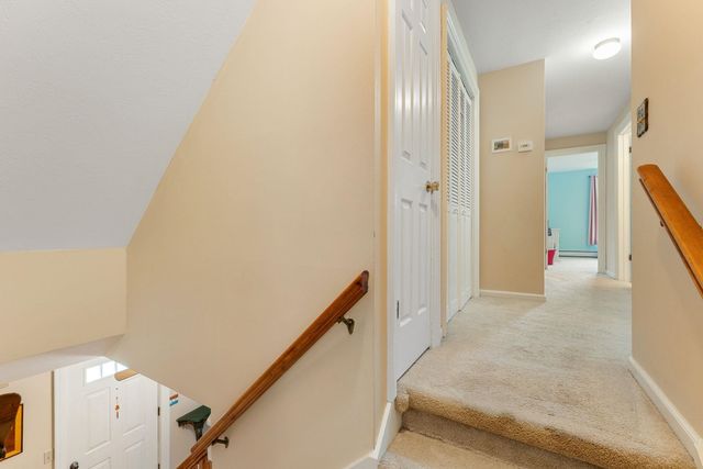 17 Brook Drive, Burlington, VT 05408
