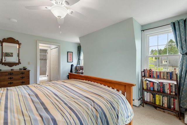 17 Brook Drive, Burlington, VT 05408