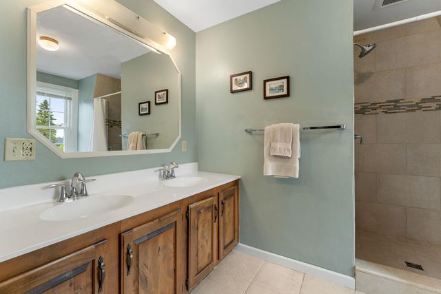 17 Brook Drive, Burlington, VT 05408