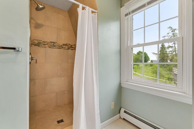 17 Brook Drive, Burlington, VT 05408