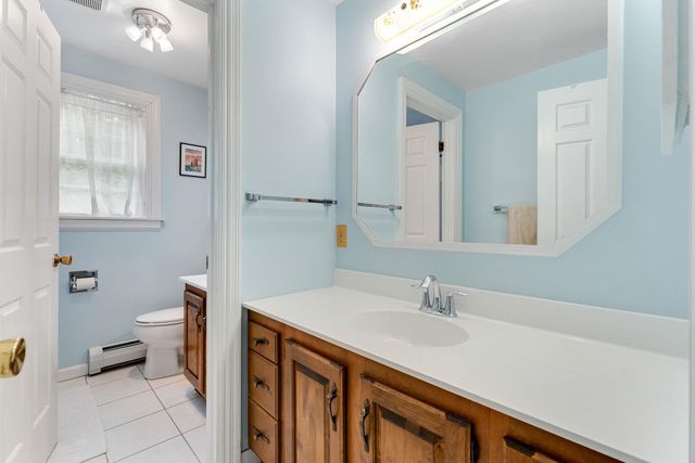 17 Brook Drive, Burlington, VT 05408