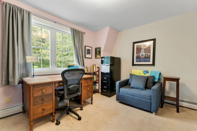 17 Brook Drive, Burlington, VT 05408