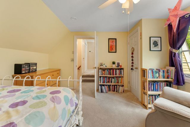 17 Brook Drive, Burlington, VT 05408