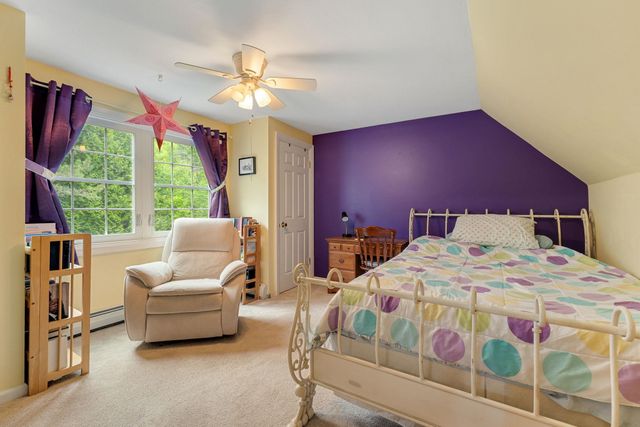 17 Brook Drive, Burlington, VT 05408