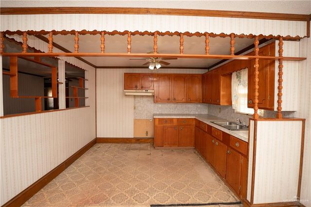 501 N Park Avenue, Pharr, TX 78577