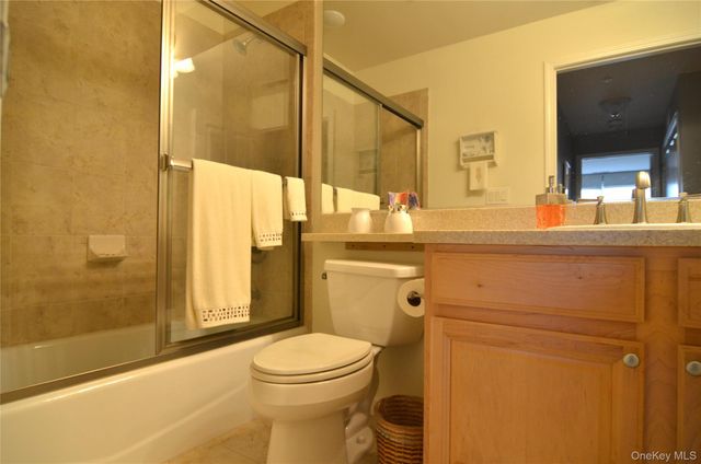 1308 Round Pointe Drive 1308, Haverstraw, NY 10927