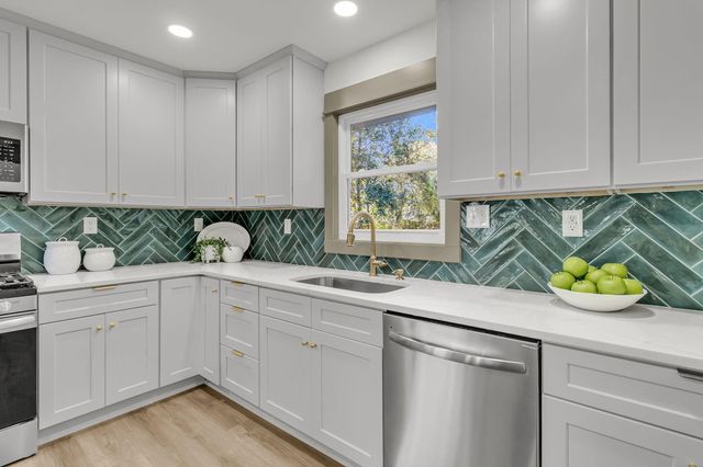 719 Wantoot Boulevard, Charleston, SC 29407