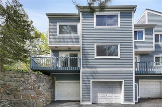 25 Barker Street 102, Mount Kisco, NY 10549