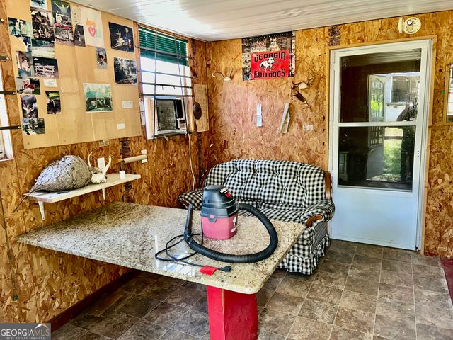 2175 Hulmes Chapel Road, Elberton, GA 30635