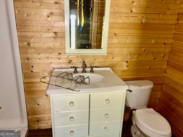 2175 Hulmes Chapel Road, Elberton, GA 30635
