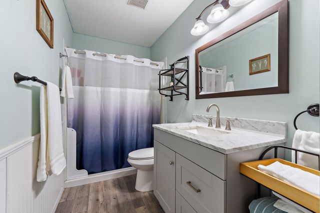 921 NE Zebrina Senda, Jensen Beach, FL 34957