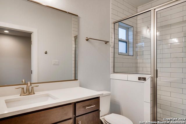 725 Hays, San Antonio, TX 78202