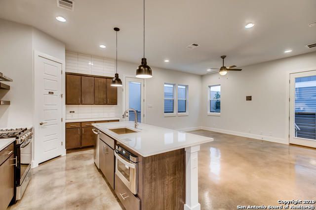 725 Hays, San Antonio, TX 78202