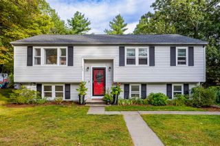 7 Roderick Circle, Nashua, NH 03062