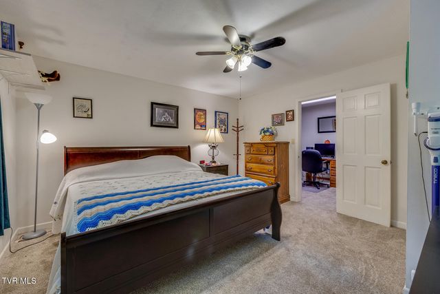 1000 Garden Lane, Bristol, VA 24201