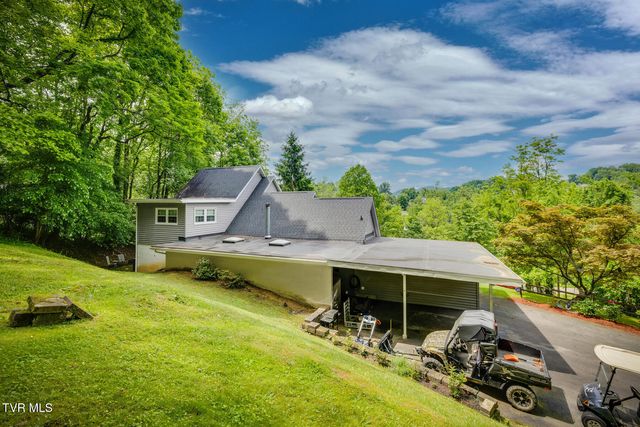1000 Garden Lane, Bristol, VA 24201