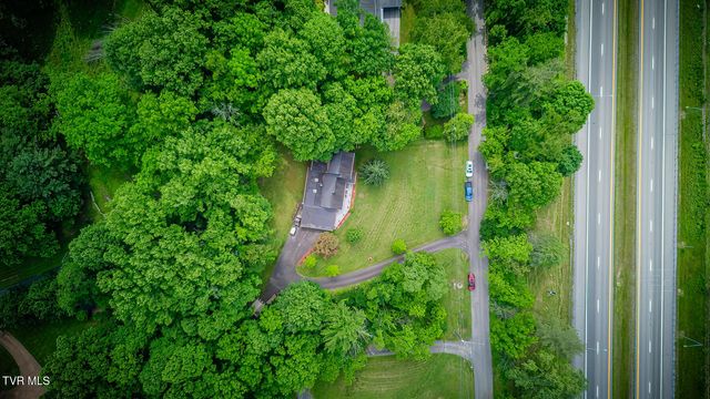 1000 Garden Lane, Bristol, VA 24201