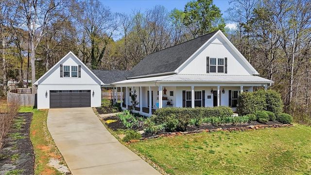 442 Twin View Drive, Westminster, SC 29693