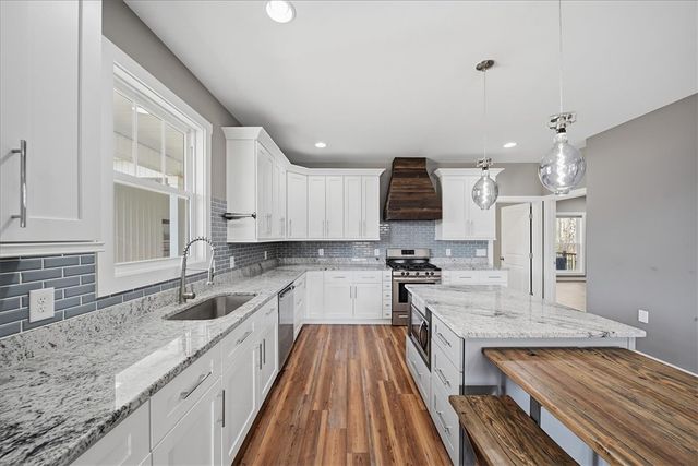 442 Twin View Drive, Westminster, SC 29693