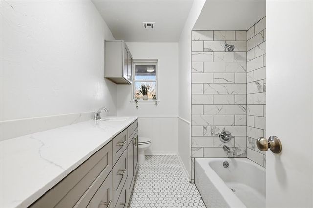 4605 NE meadowvale Drive, Midwest City, OK 73110