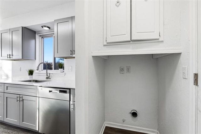 4605 NE meadowvale Drive, Midwest City, OK 73110