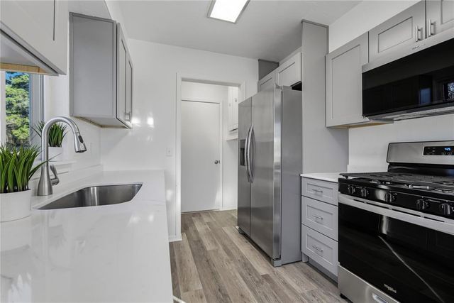 4605 NE meadowvale Drive, Midwest City, OK 73110