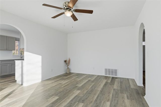 4605 NE meadowvale Drive, Midwest City, OK 73110