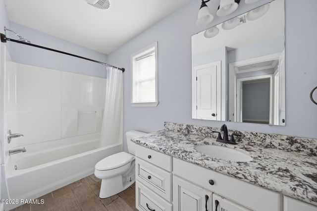 205 Wildflower Drive, Lafayette, LA 70509