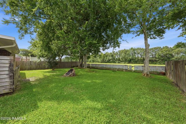 205 Wildflower Drive, Lafayette, LA 70509