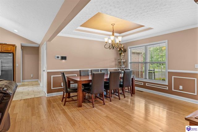 90 Chancellor Court, Elizabethtown, KY 42701