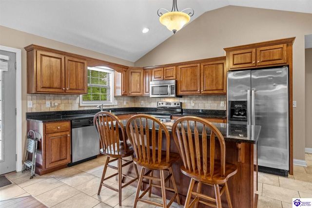 90 Chancellor Court, Elizabethtown, KY 42701