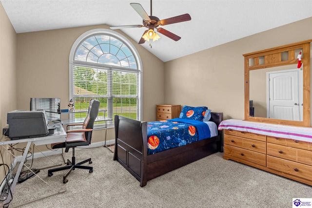 90 Chancellor Court, Elizabethtown, KY 42701