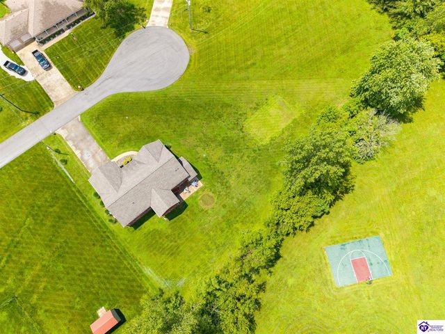 90 Chancellor Court, Elizabethtown, KY 42701