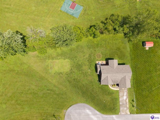 90 Chancellor Court, Elizabethtown, KY 42701