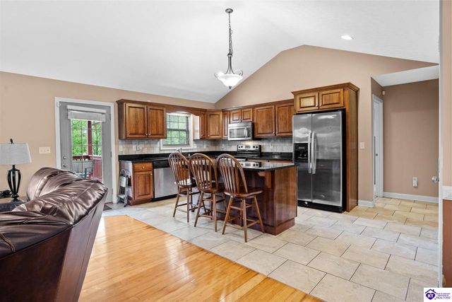 90 Chancellor Court, Elizabethtown, KY 42701