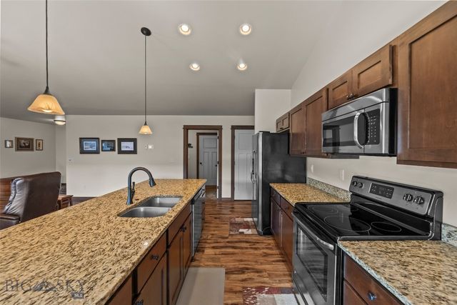 9848 Durston Road A, Bozeman, MT 59718